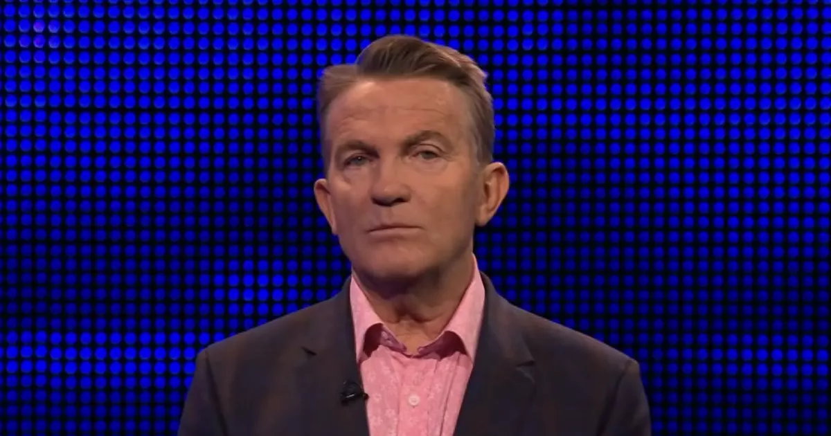 The-Chases-Bradley-Walsh-rolls-his-eyes-at-producers-as-he-spots-studio-gag.jpg