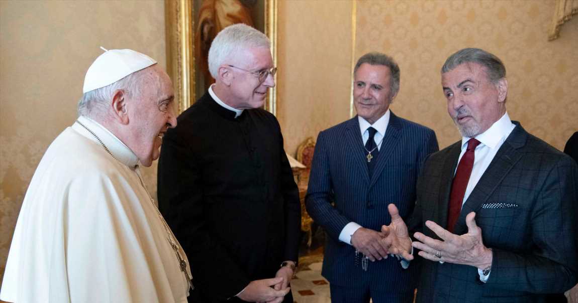 The-Pope-and-famed-action-star-trade-punches-See-stars-and-politicians-with-the-Catholic-leader.jpg