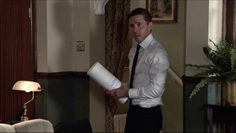 Todd-Grimshaw-makes-huge-decision-as-hex27s-forced-into-heartbreaking-situation-in-Coronation-Street-The-Sun.jpg