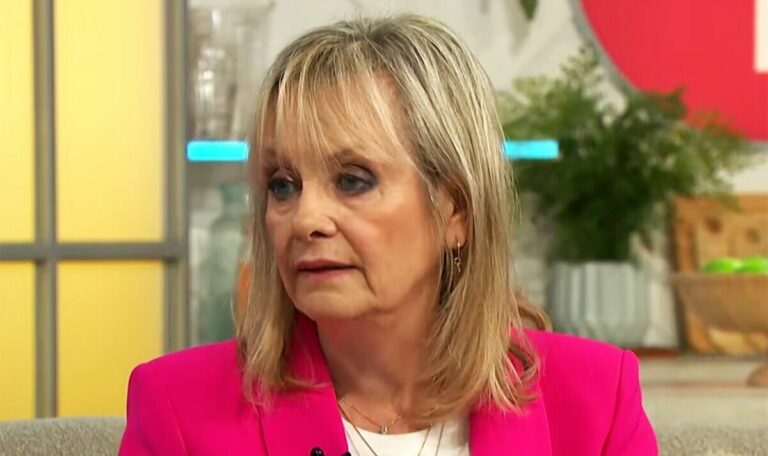 Twiggy-left-really-scared-after-being-left-bedridden-for-days-by-bad-injury.jpg