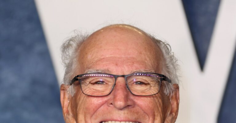 Two-US-presidents-country-royalty-and-more-stars-react-to-the-death-of-billionaire-music-star.jpg