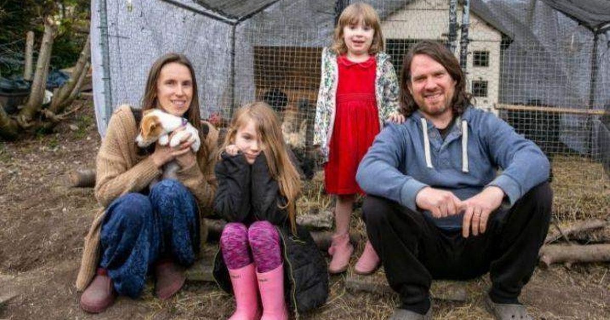 UKs-most-off-grid-family-say-bullies-cant-harm-kids-as-they-dont-go-to-school.jpg