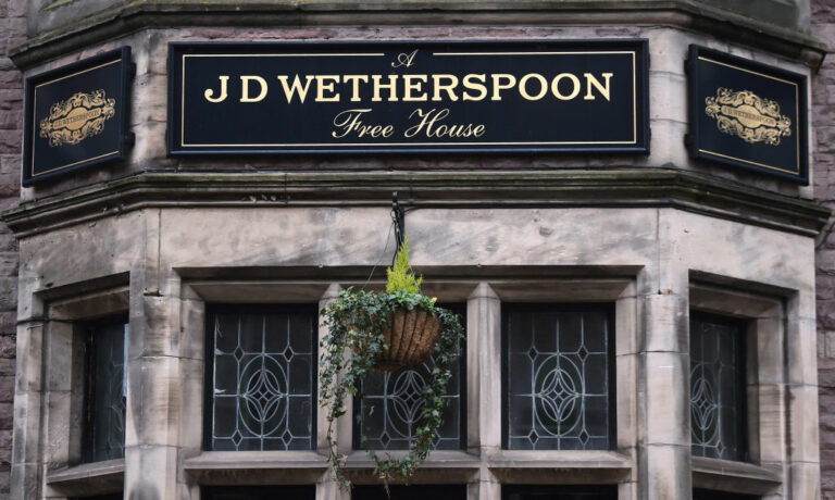 Which-Wetherspoons-are-closing-down-The-Sun.jpg
