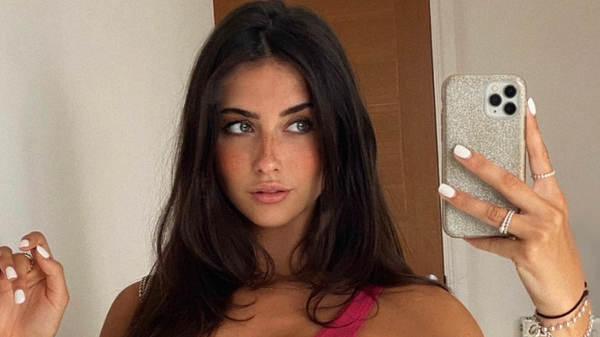 Who-are-the-England-WAGs-cheering-on-the-team-at-the-Rugby-World-Cup.jpg