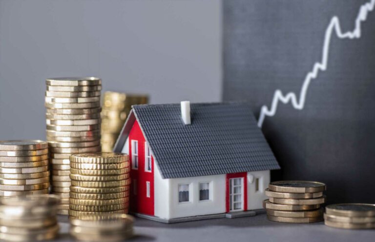 Will-house-prices-drop-in-2023-The-Sun.jpg