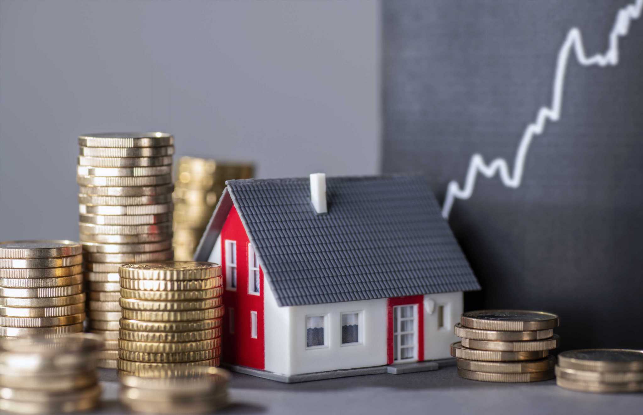 Will-house-prices-drop-in-2023-The-Sun.jpg