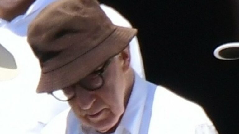 Woody-Allen-emerges-during-Venice-Film-Festival.jpg