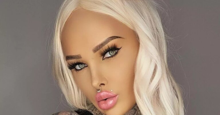 Adult-performer-barely-covers-assets-as-she-slips-into-risque-boob-wrap.jpg