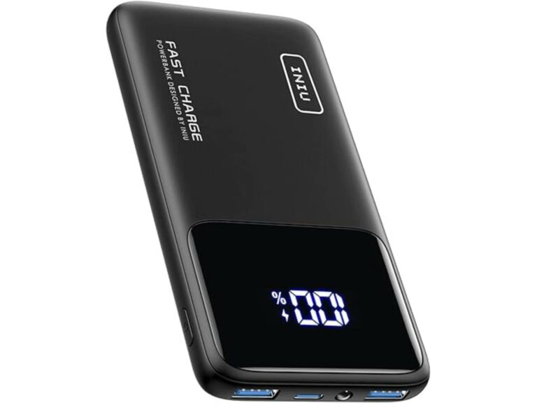 Amazon-shoppers-rush-to-buy-x27reliablex27-30-power-bank-scanning-for-20-The-Sun.jpg