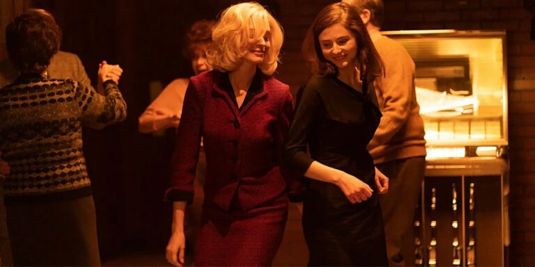 Anne-Hathaway-Is-a-Sinister-Prison-Psychologist-In-039EILEEN039-Trailer.jpg