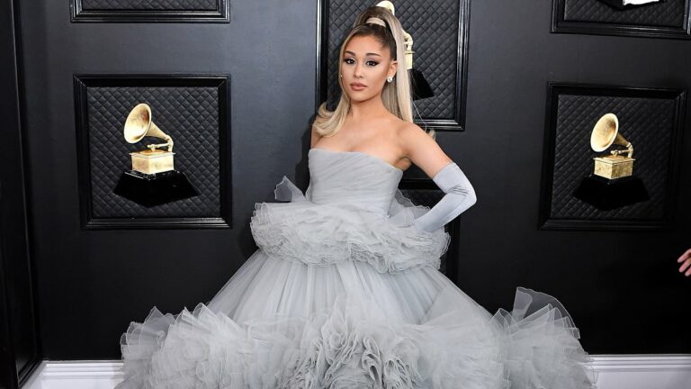 Ariana-Grandeaposs-drummer-Aaron-Spears-dies-Singer-shares-condolences.jpg