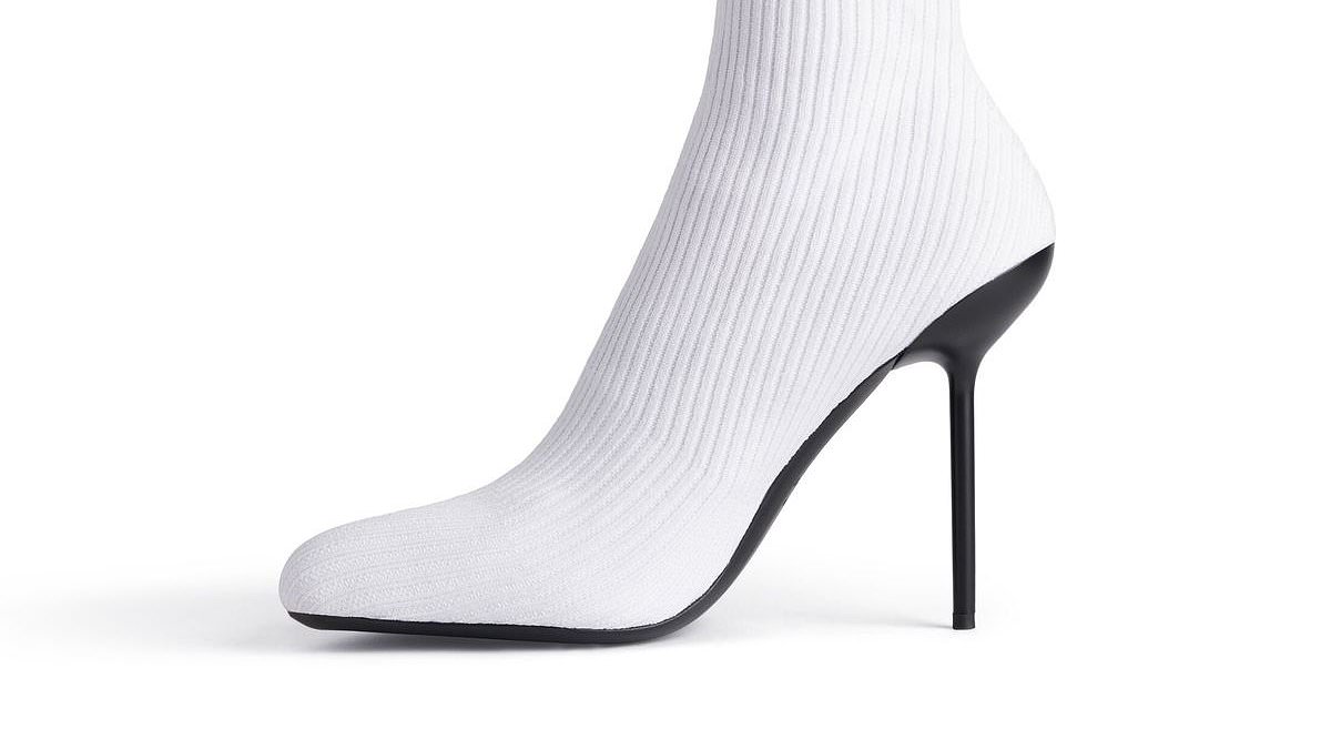 Balenciaga-is-selling-shows-that-look-like-7.99-white-sports-socks.jpg