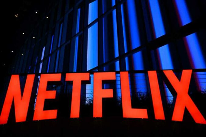 Blockbuster-Netflix-show-x27ending-with-next-seriesx27-after-leading-man-quits-The-Sun.jpg