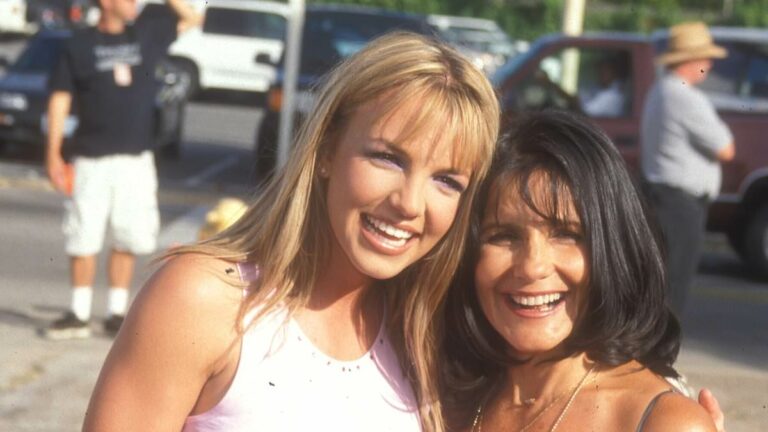 Britney-Spears-reveals-her-mom-PUNISHED-her-after-losing-her-virginity.jpg