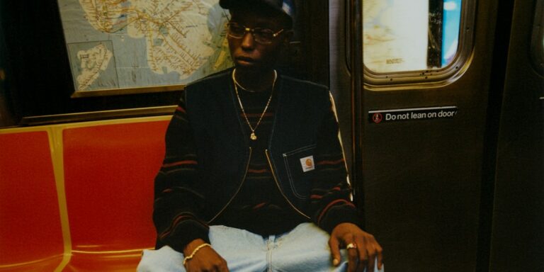 Carhartt-WIP039s-FW23-Campaign-Glows-In-03990s-NYC.jpg