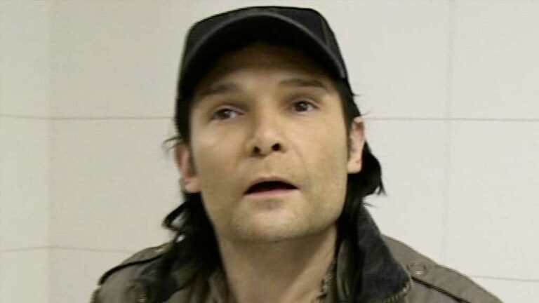 Corey-Feldman-Calls-Cops-After-Wolf-Pack-Left-at-His-Door.jpg