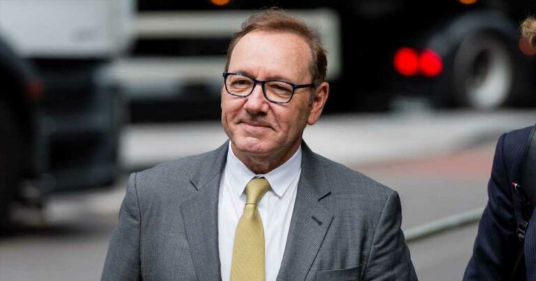 Disgraced-Oscar-winner-rushed-to-hospital-for-suspected-heart-attack.jpg