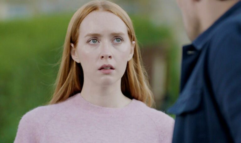 Emmerdale-fans-work-out-how-Chloe-Harris-gets-ultimate-revenge-on-Mackenzie.jpg