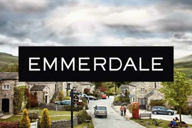 Emmerdale-snaps-up-EastEnders-star-for-major-new-villain-role-and-hex27s-hiding-a-dark-secret-The-Sun.jpg
