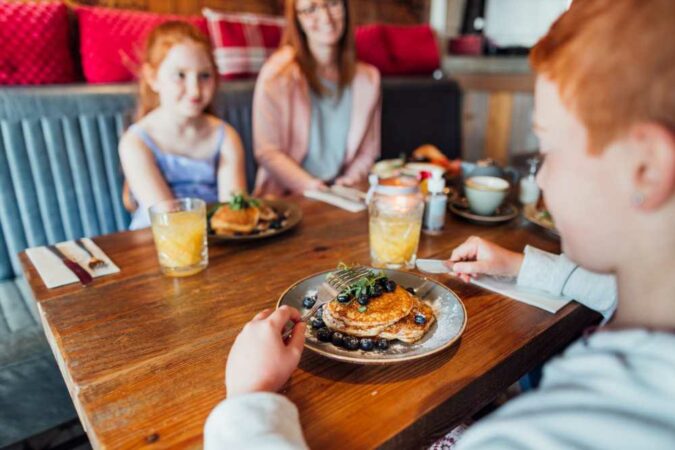 Family-favourite-restaurant-chain-abruptly-shuts-branch-as-stunned-customers-are-met-with-a-sign-on-the-door-The-Sun.jpg