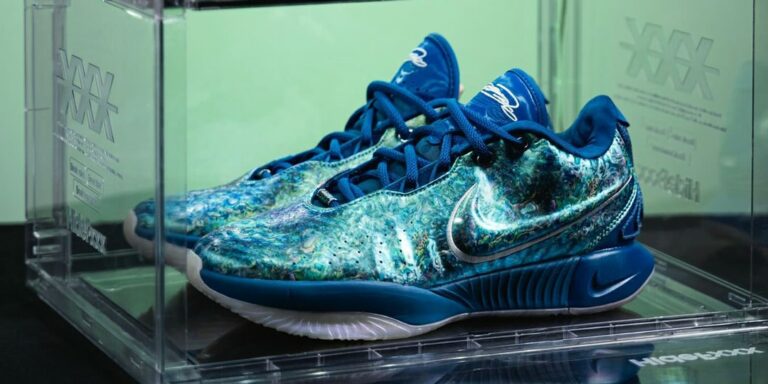 First-Look-at-the-Nike-LeBron-21-quotAbalone-Pearlquot.jpg