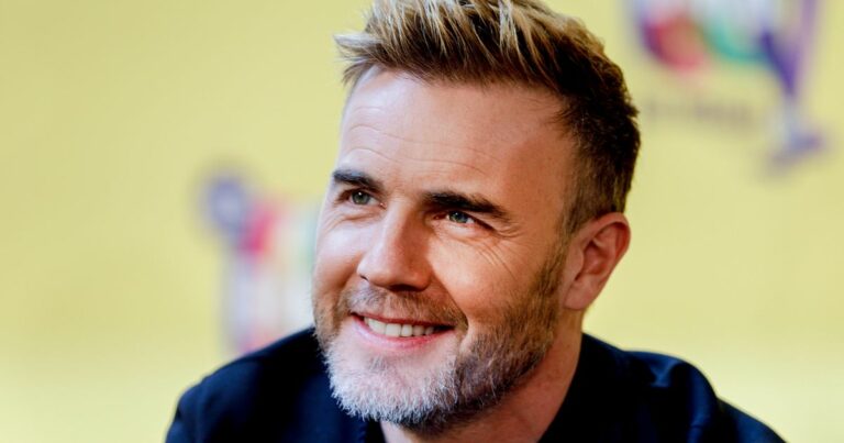 Gary-Barlow-admits-fighting-sunbed-war-on-holiday-racing-to-lay-towel-at-dawn.jpg
