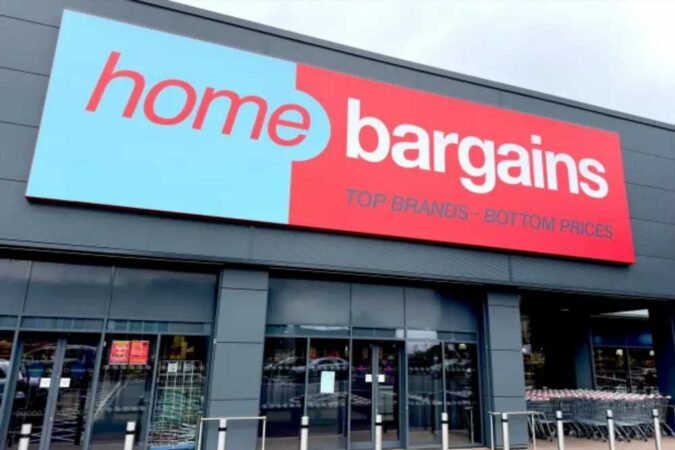 Home-Bargains-shoppers-rush-to-buy-designer-perfume-dupe-for-90-less-The-Sun.jpg