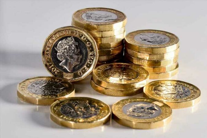 Hundreds-of-adults-have-committed-a-x27financial-fibx27-poll-finds-The-Sun.jpg