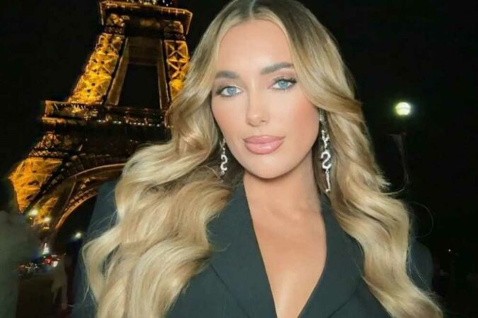 Inside-Amber-Turnerx27s-incredible-trip-to-Paris-after-sending-x27flirtyx27-messages-to-SAS-hardman-The-Sun.jpg