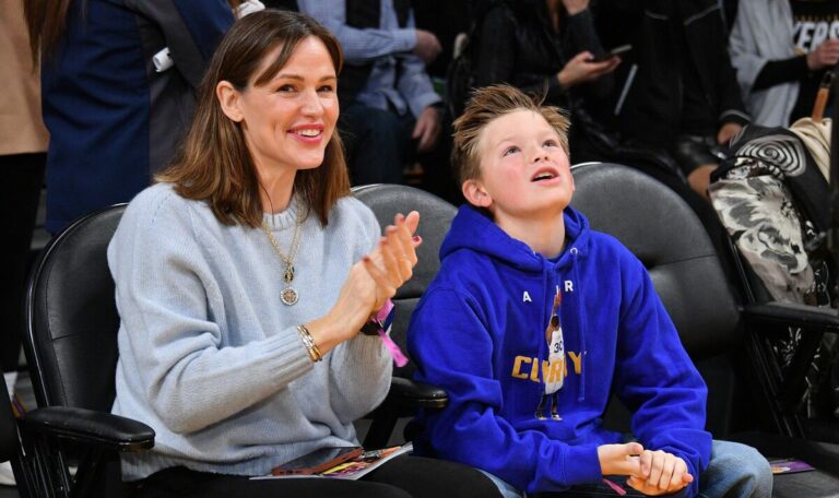 Jennifer-Garner-says-she-doesnt-have-mum-guilt-with-Ben-Afflecks-kids.jpg