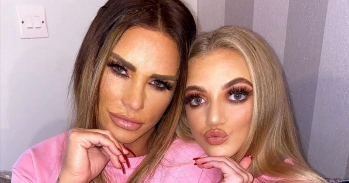 Katie-Price-heading-back-to-college-as-she-enrols-in-beauty-course-with-daughter.jpg