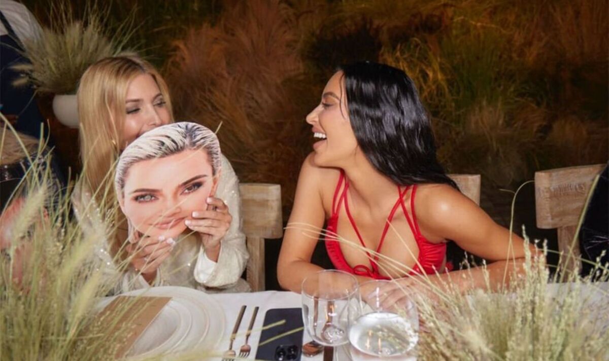 Kim-Kardashians-fans-disgusted-as-Ivanka-Trump-attends-stars-birthday-bash.jpg