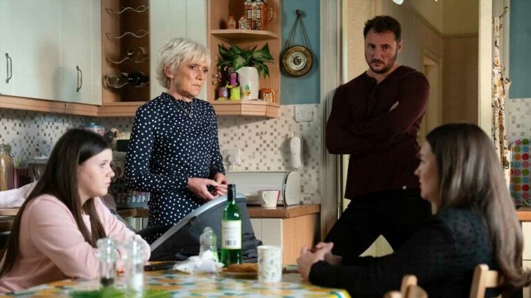 Lily-nears-breakdown-as-she-struggles-to-cope-as-a-teen-mum-in-EastEnders-The-Sun.jpg