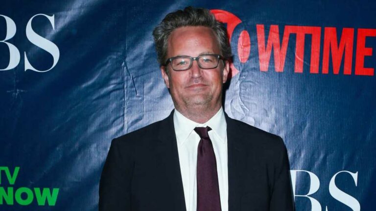 Matthew-Perry-revealed-he-lost-all-of-his-top-teeth-in-harrowing-addiction-battle-as-world-mourns-Friends-legend-The-Sun.jpg