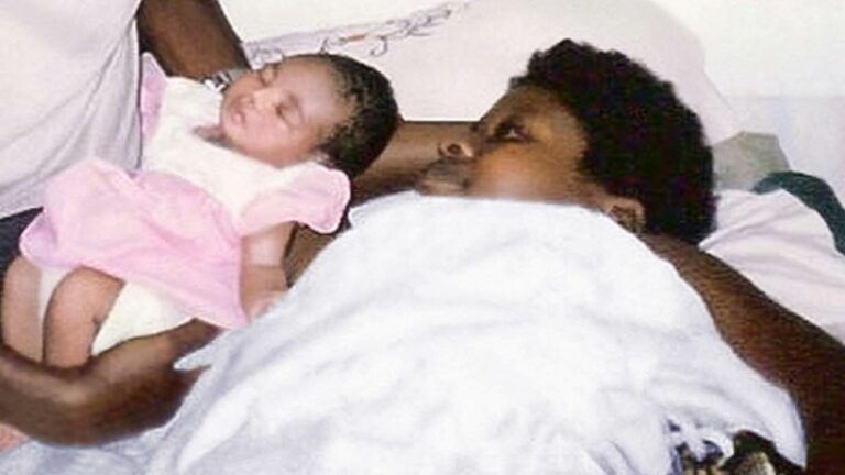 Mum-and-daughter-reunite-with-nurse-who-saved-their-lives-30-years-ago.jpg