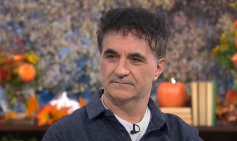 Noel-Fitzpatrick-details-feeling-best-friends-heart-stopping-in-his-fingers.jpg