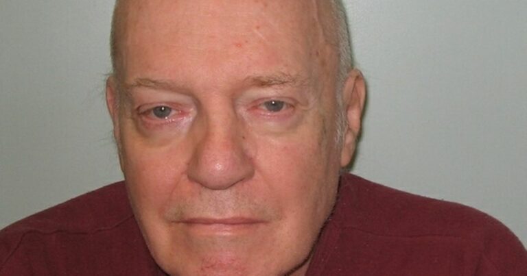 Paedophile-Radio-1-DJ-who-was-friends-with-Jimmy-Savile-dies-in-prison.jpg