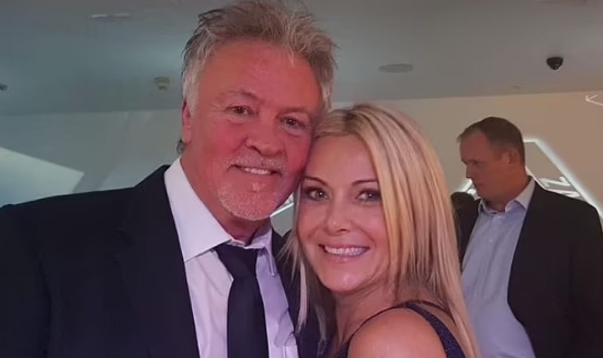 Paul-Young-announces-engagement-five-years-after-wife-Staceys-tragic-death.jpg