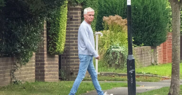 Phillip-Schofield-looks-downcast-as-hes-seen-for-first-time-since-Hollys-This-Morning-exit.jpg