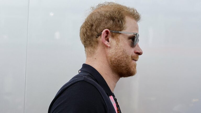 Prince-Harry-spotted-at-the-US-Grand-Prix.jpg