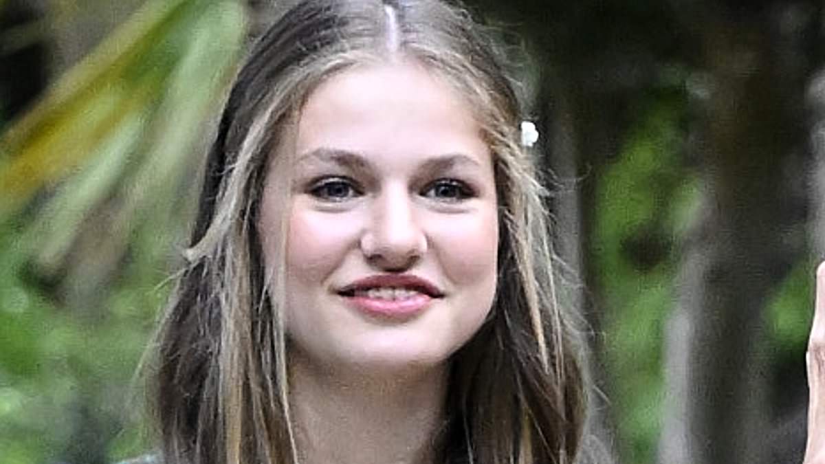Princess-Leonor-of-Spain-17-is-a-monarch-in-waiting.jpg