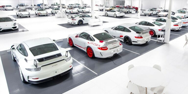 RM-Sotheby039s-Unveils-quotThe-White-Collectionquot-56-Rare-White-Porsches.jpg