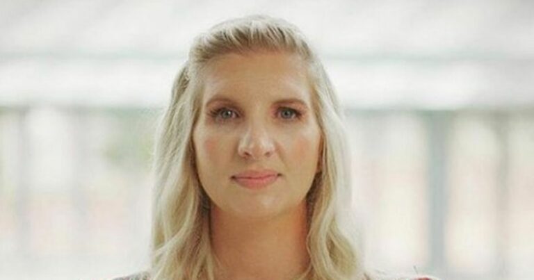 Rebecca-Adlington-heartbreakingly-announces-stillbirth-of-baby-daughter.jpg