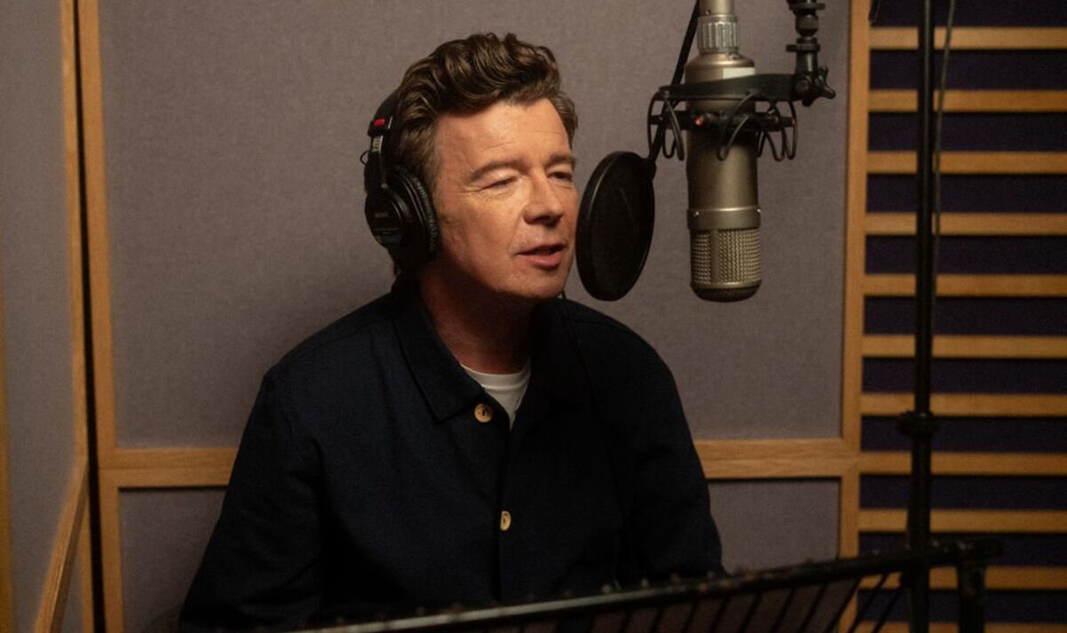 Rick-Astley-reveals-he-is-using-hearing-aids-after-years-of-performing-at-gigs.jpg