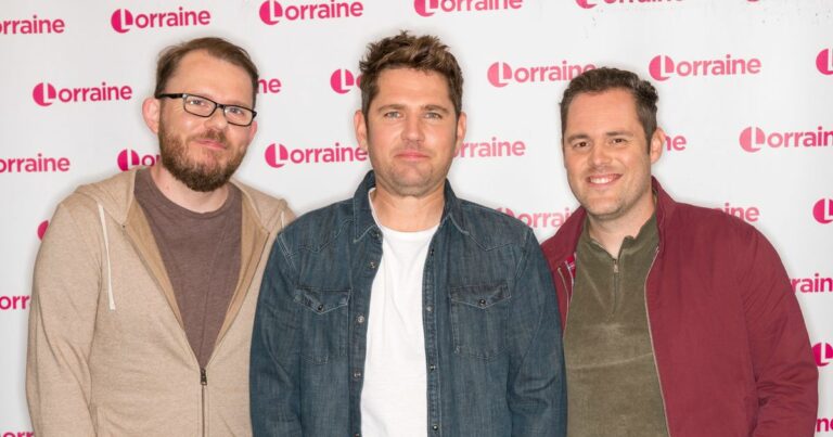 Scouting-For-Girls-plan-to-tour-well-into-their-70s-–-to-pay-for-kids-uni-fees.jpg