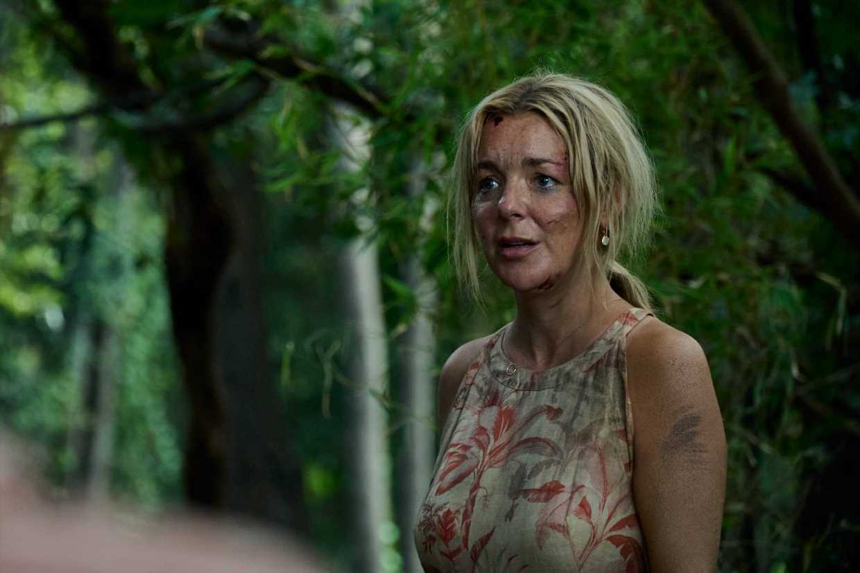 Sheridan-Smith-is-battered-and-bruised-emerging-from-crashed-plane-in-first-look-at-new-survival-thriller-The-Castaways-The-Sun.jpg