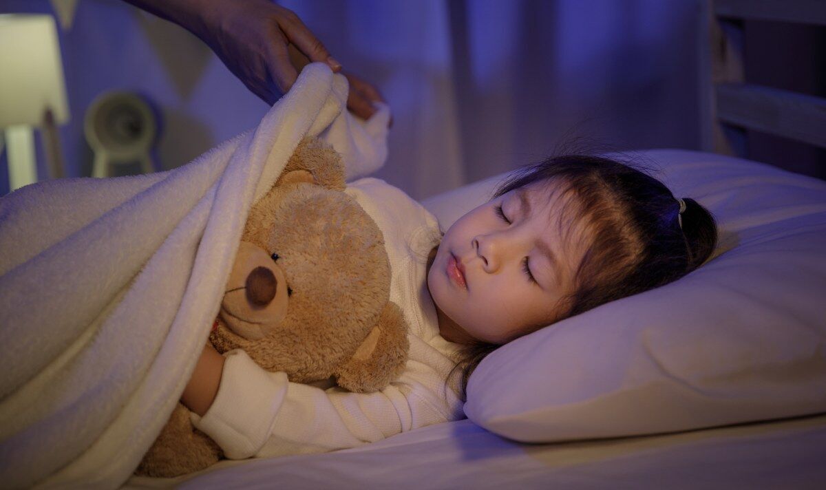 Six-in-ten-parents-struggle-to-get-their-children-to-settle-down-at-bedtime.jpg