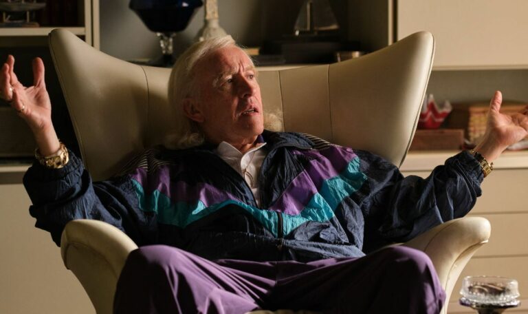 Steve-Coogan-felt-tension-during-disturbing-and-grotesque-Jimmy-Savile-scenes.jpg