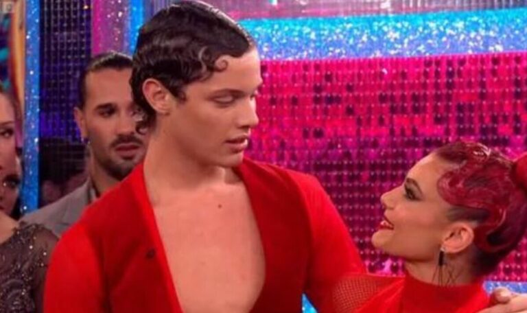Strictly-fans-question-if-show-running-out-of-ideas-after-Halloween-Week-post.jpg
