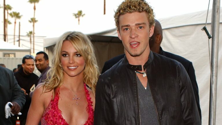 TOM-LEONARD-Now-finally-itaposs-Britneyaposs-turn-to-have-her-say.jpg